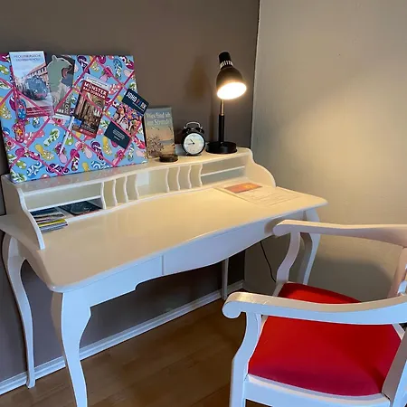 Kompass Nahe Der Ostsee Im Gruenen